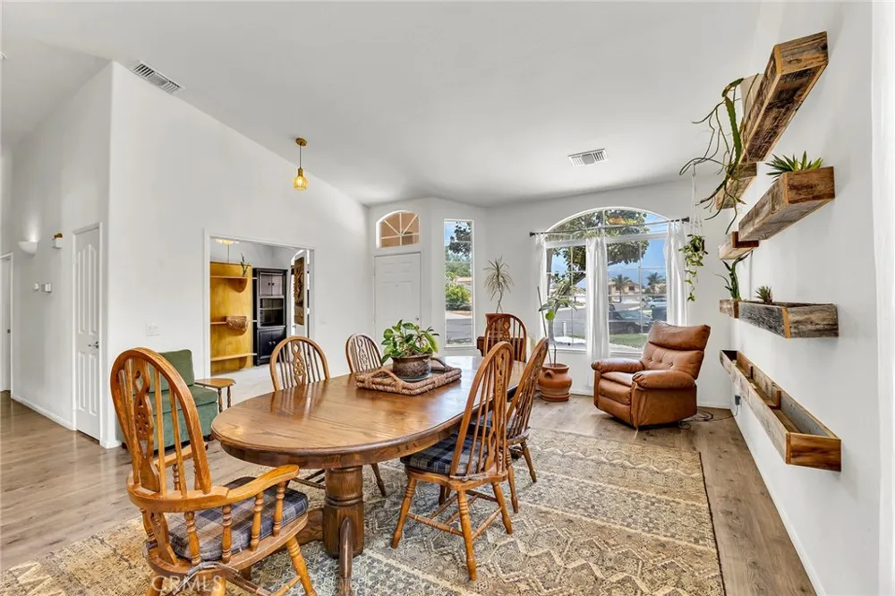 903 Sarazen Street Hemet, CA 92543