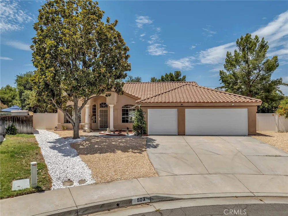 903 Sarazen Street Hemet, CA 92543