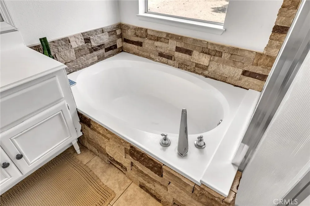 903 Sarazen Street Hemet, CA 92543