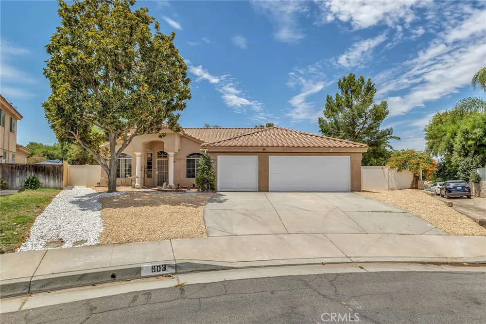 903 Sarazen Street Hemet, CA 92543