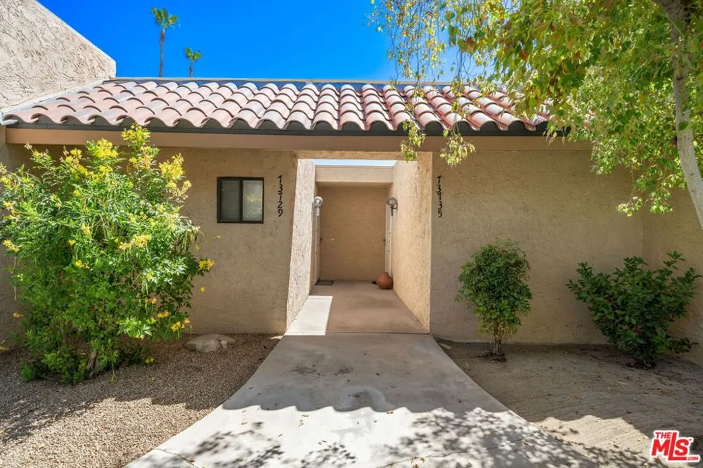 73729 Desert Vista Court Palm Desert, CA 92260