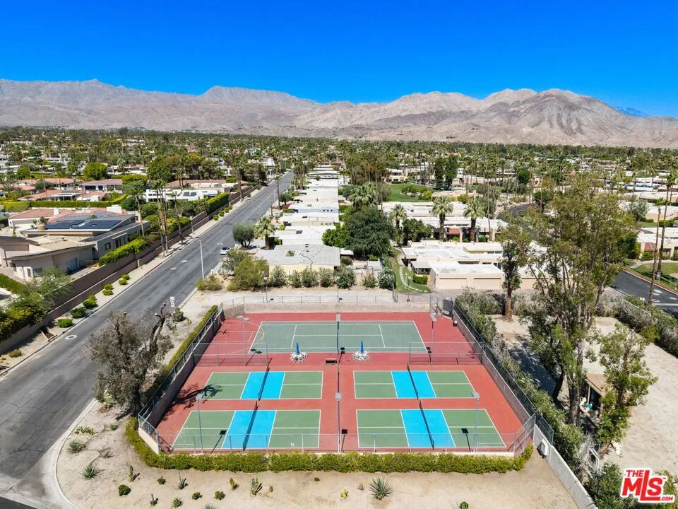 73729 Desert Vista Court Palm Desert, CA 92260