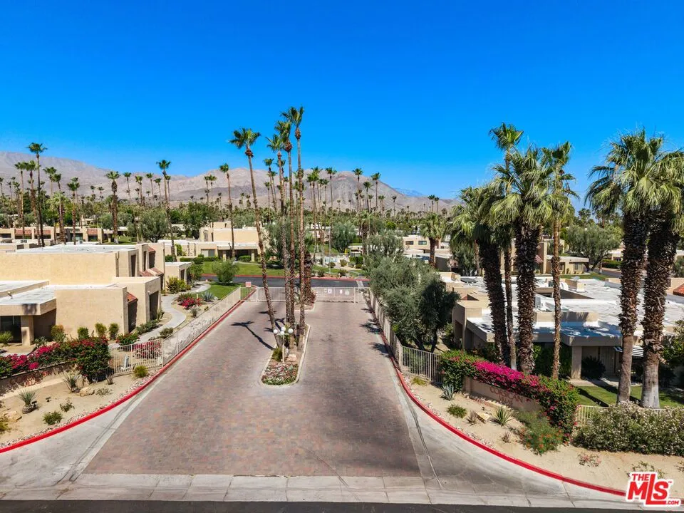 73729 Desert Vista Court Palm Desert, CA 92260
