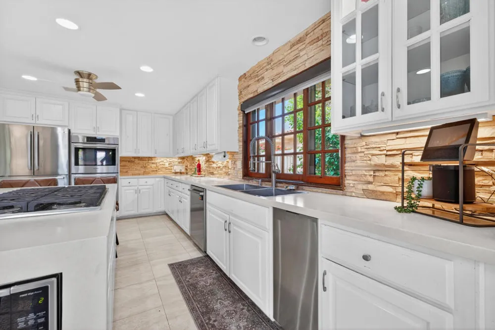 43190 Moore Circle Bermuda Dunes, CA 92203