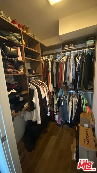 901 S FLOWER STREET #306 Los Angeles, CA 90015