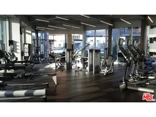 901 S FLOWER STREET #306 Los Angeles, CA 90015