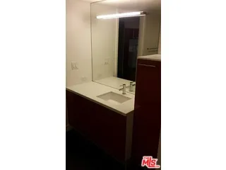 901 S FLOWER STREET #306 Los Angeles, CA 90015
