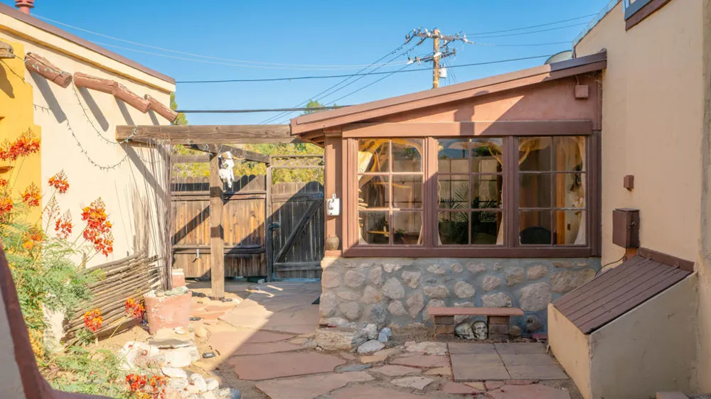 49769 29 Palms Highway Morongo Valley, CA 92256