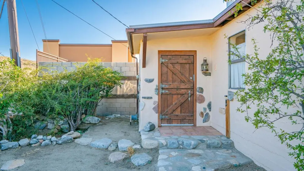 49769 29 Palms Highway Morongo Valley, CA 92256