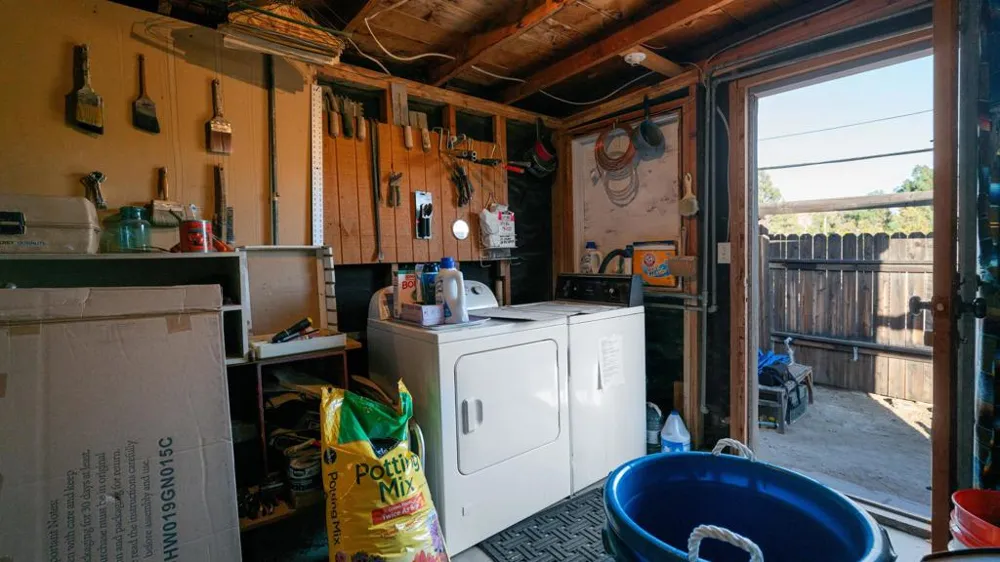 49769 29 Palms Highway Morongo Valley, CA 92256