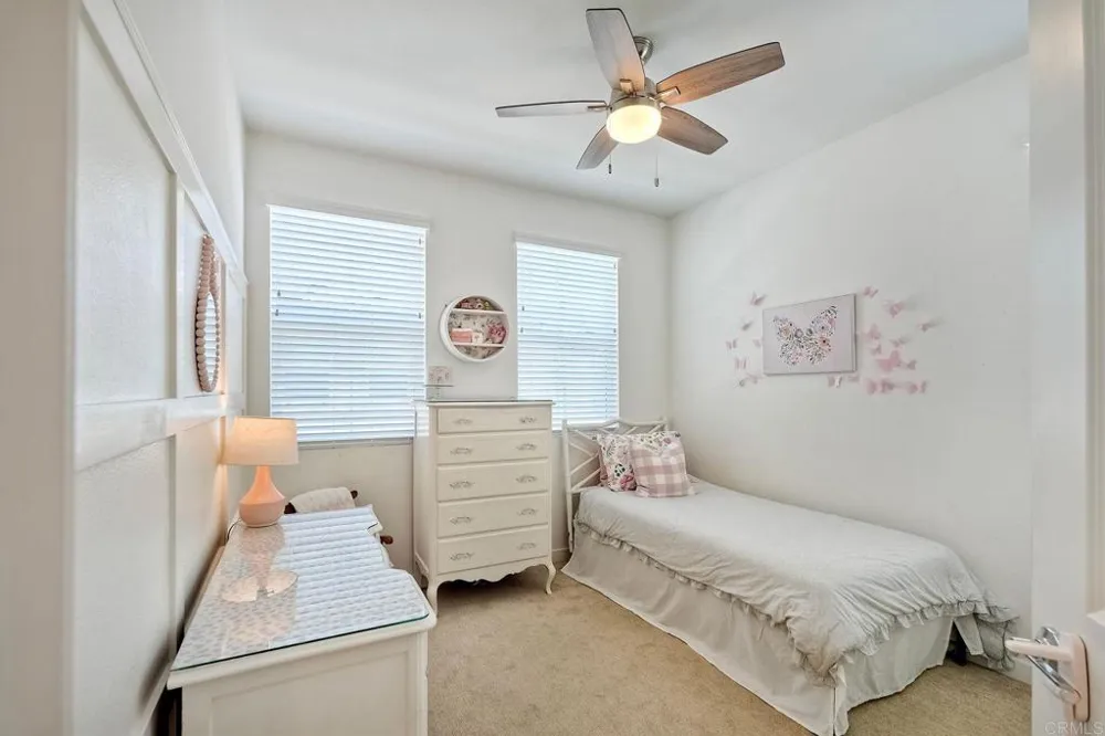 437 Carina Glen Escondido, CA 92025
