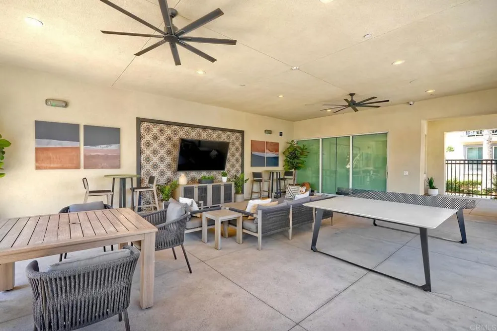 437 Carina Glen Escondido, CA 92025
