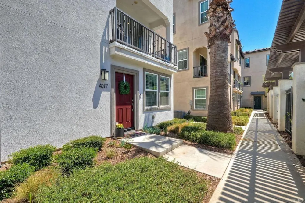 437 Carina Glen Escondido, CA 92025