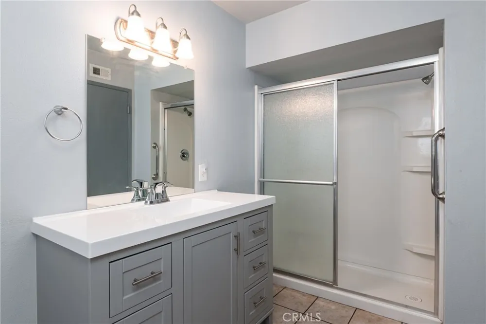 17958 Nearbank Rowland Heights, CA 91748