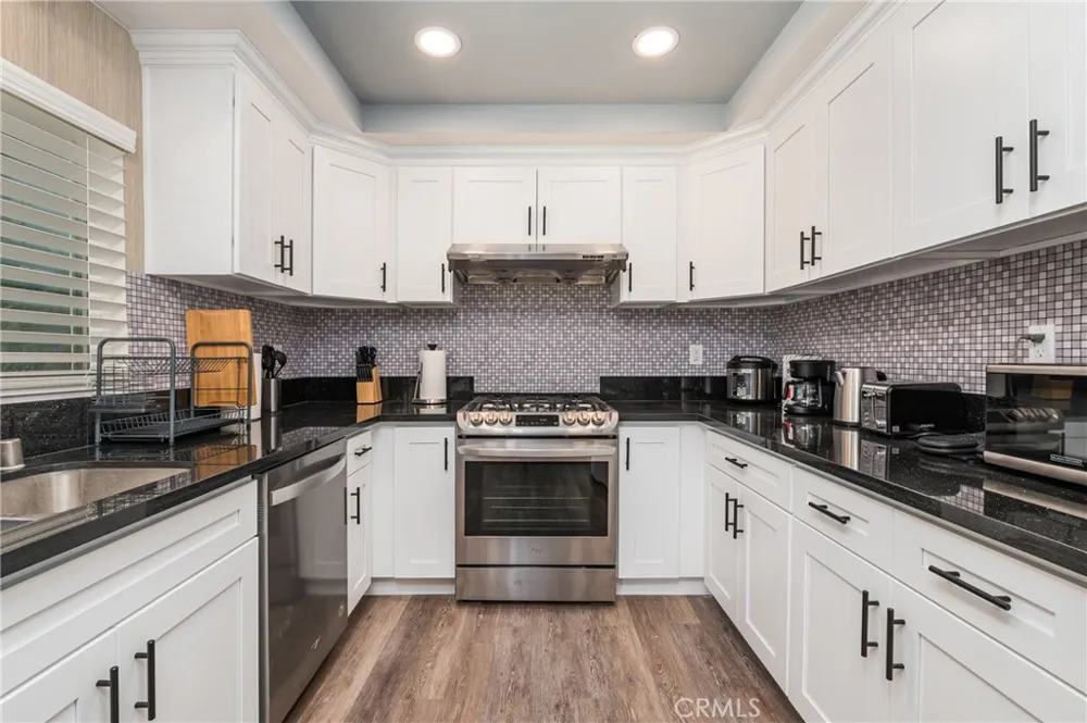 17958 Nearbank Rowland Heights, CA 91748