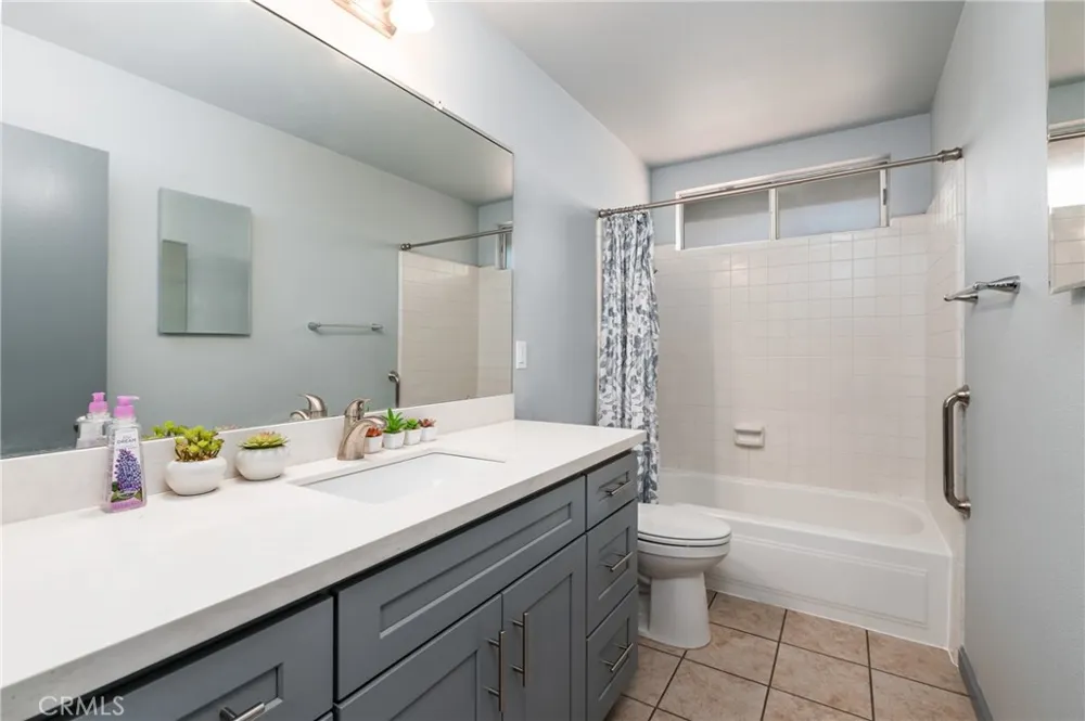 17958 Nearbank Rowland Heights, CA 91748