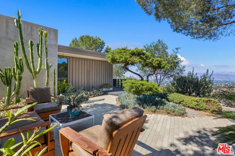 3346 Beverly Ranch Road Beverly Hills, CA 90210