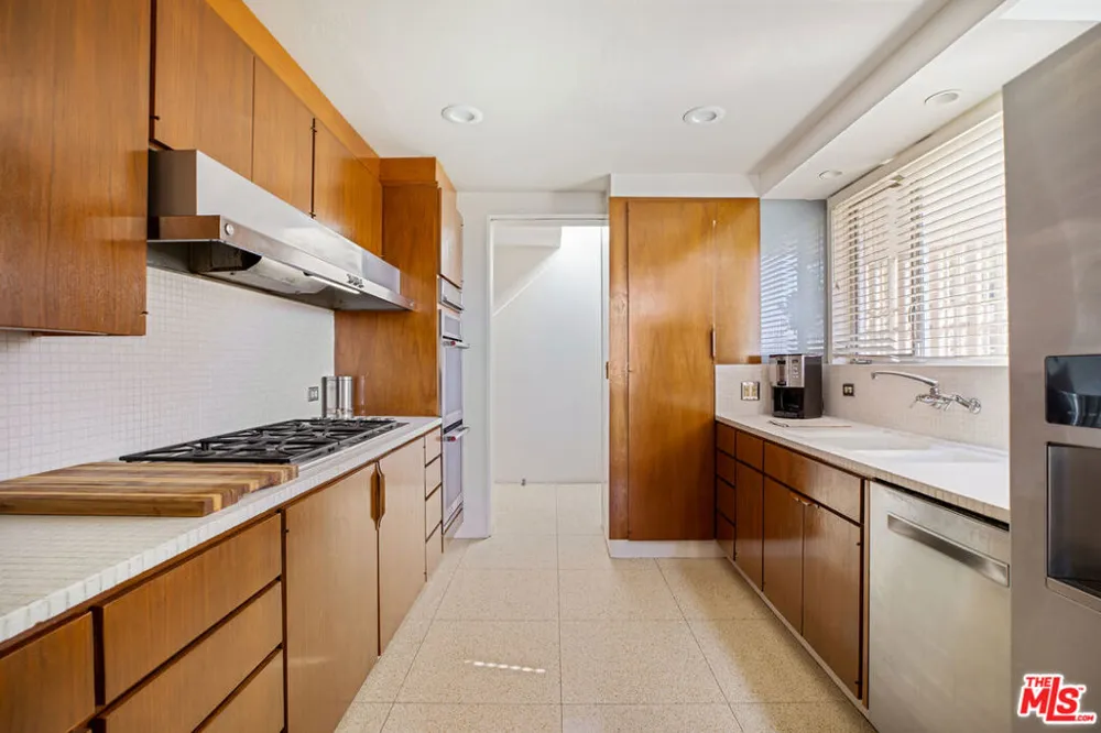 3346 Beverly Ranch Road Beverly Hills, CA 90210