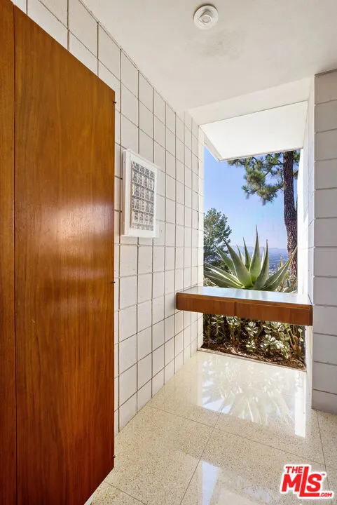 3346 Beverly Ranch Road Beverly Hills, CA 90210