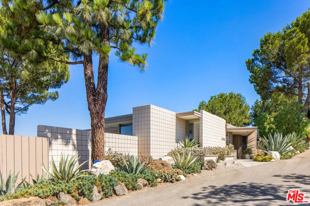 3346 Beverly Ranch Road Beverly Hills, CA 90210