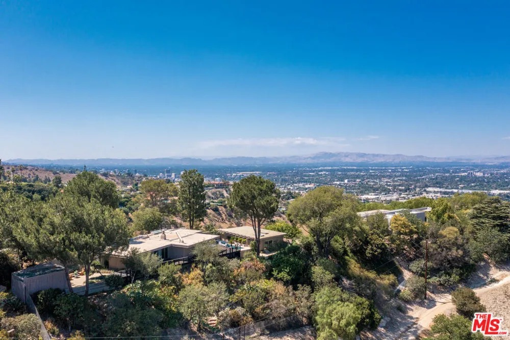 3346 Beverly Ranch Road Beverly Hills, CA 90210
