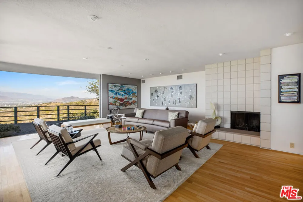 3346 Beverly Ranch Road Beverly Hills, CA 90210