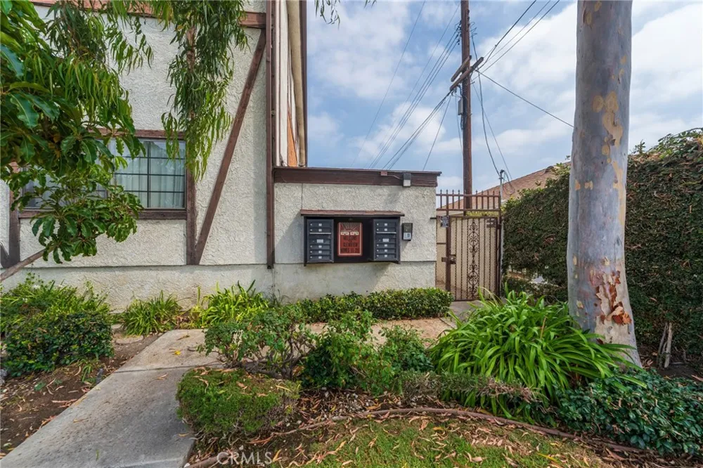535 E 223rd Street #16 Carson, CA 90745