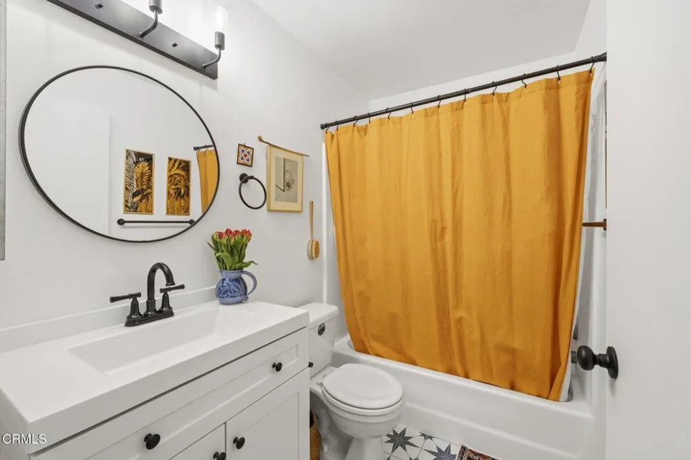 771 Seneca #D54 Ventura, CA 93001