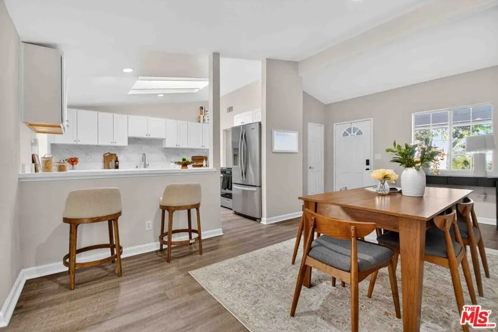 27706 Haxton Drive Santa Clarita, CA 91351