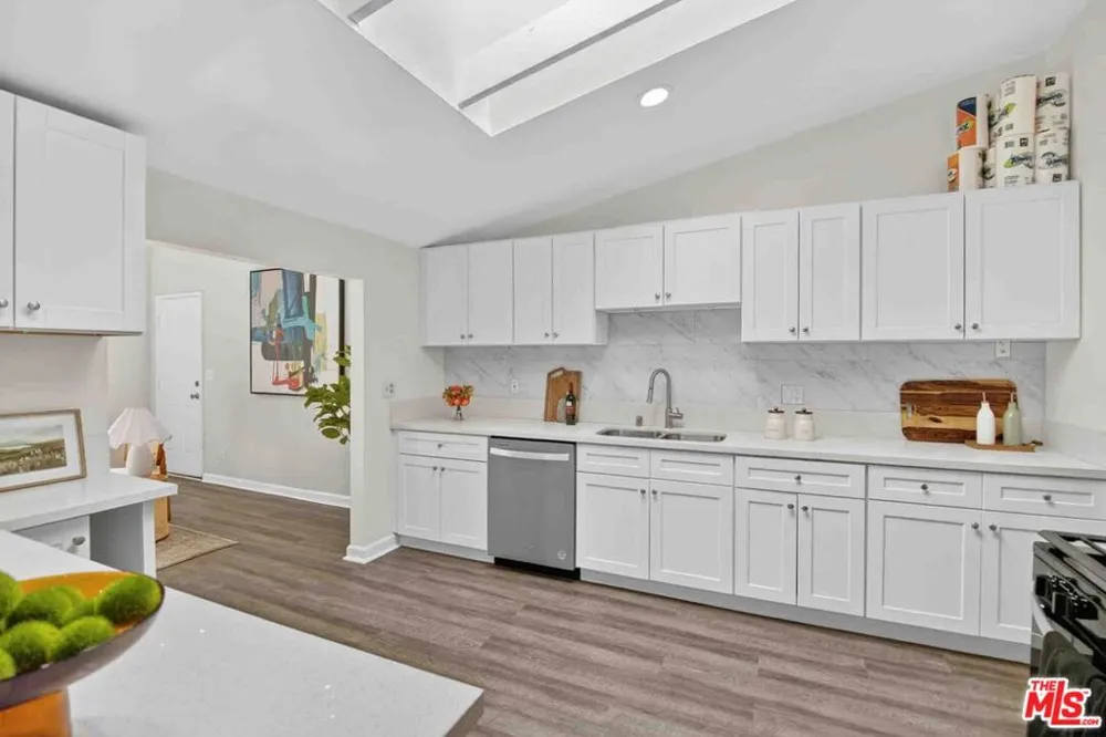27706 Haxton Drive Santa Clarita, CA 91351