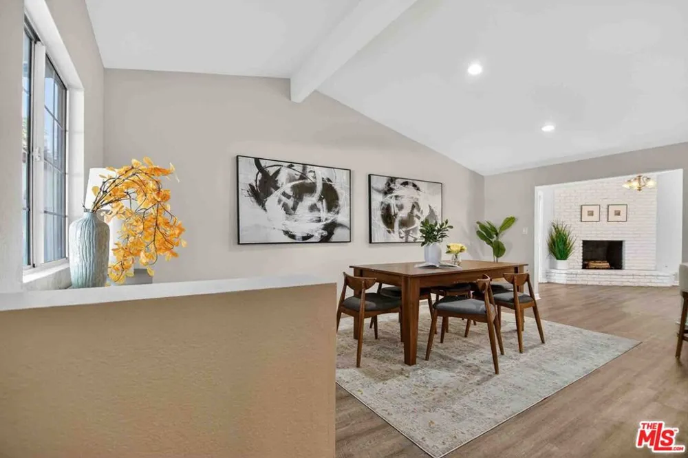 27706 Haxton Drive Santa Clarita, CA 91351