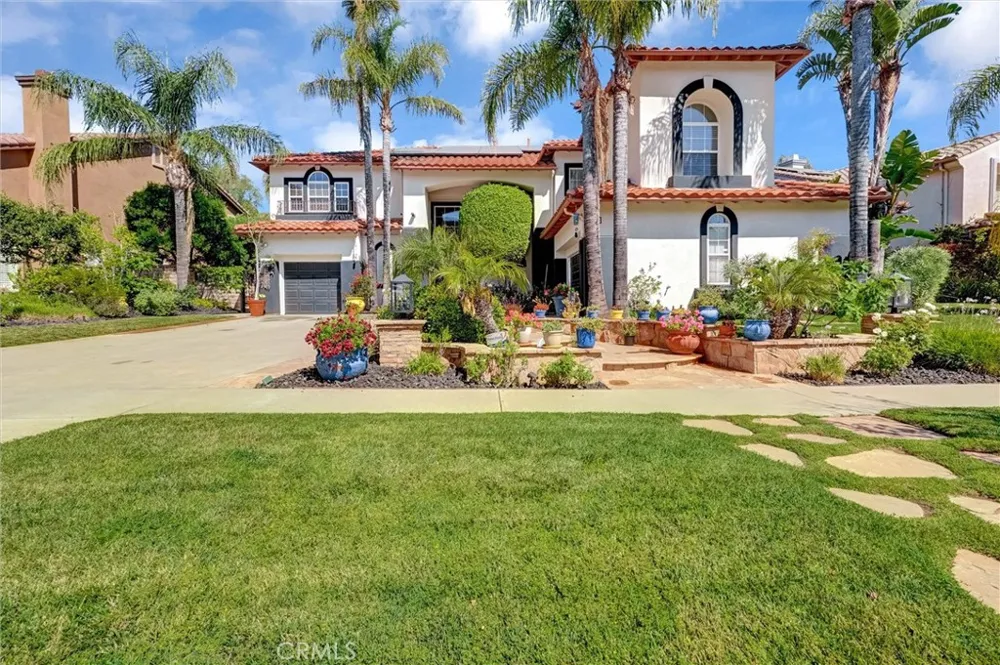 216 High Meadow Simi Valley, CA 93065
