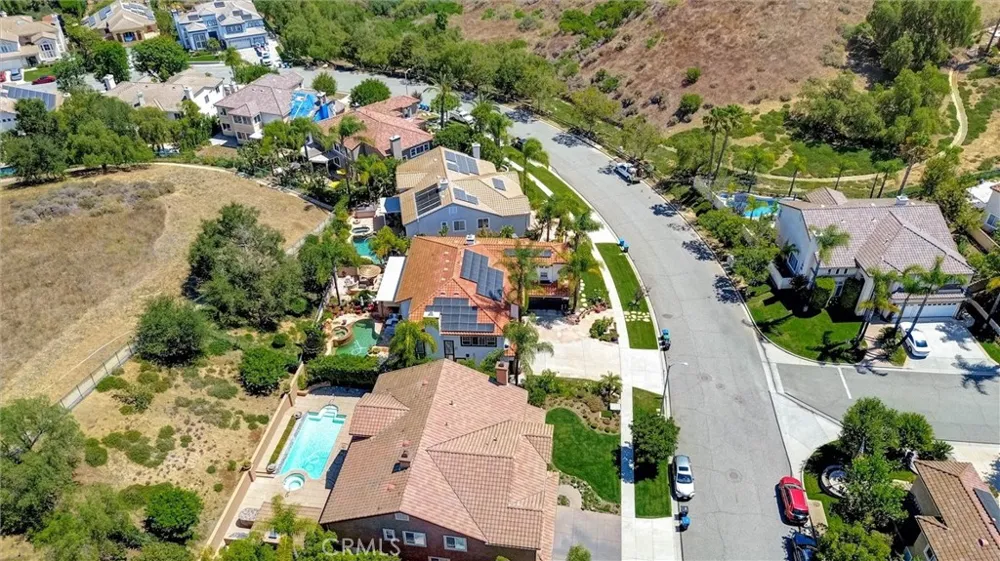 216 High Meadow Simi Valley, CA 93065