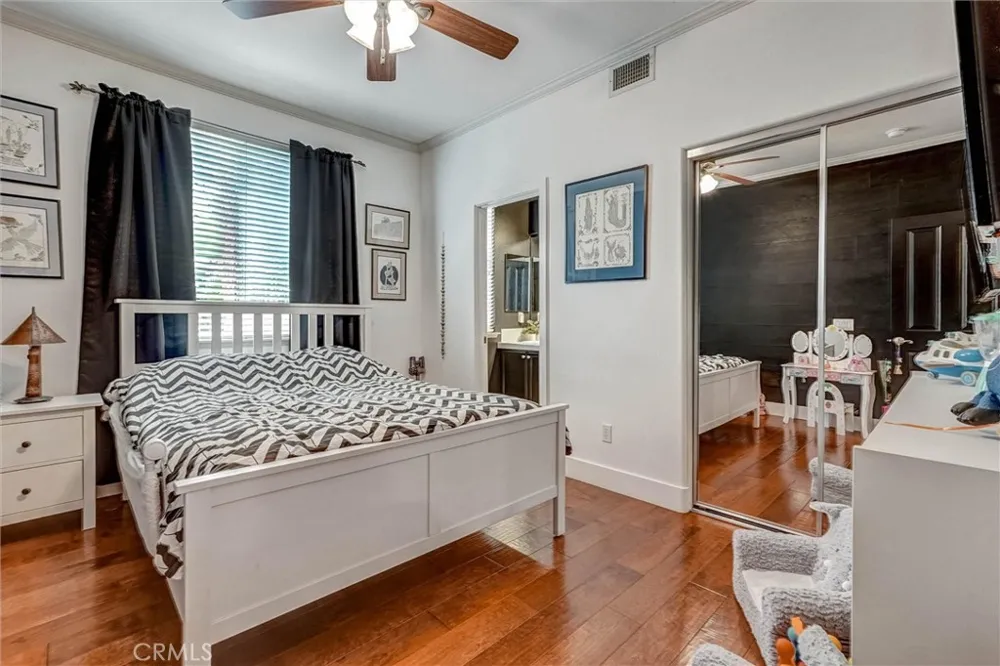 216 High Meadow Simi Valley, CA 93065