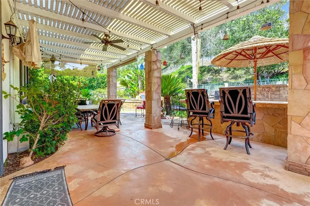 216 High Meadow Simi Valley, CA 93065