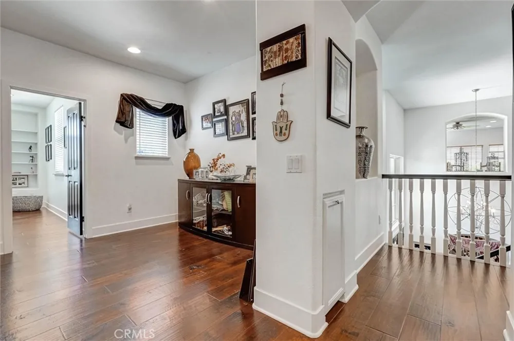 216 High Meadow Simi Valley, CA 93065