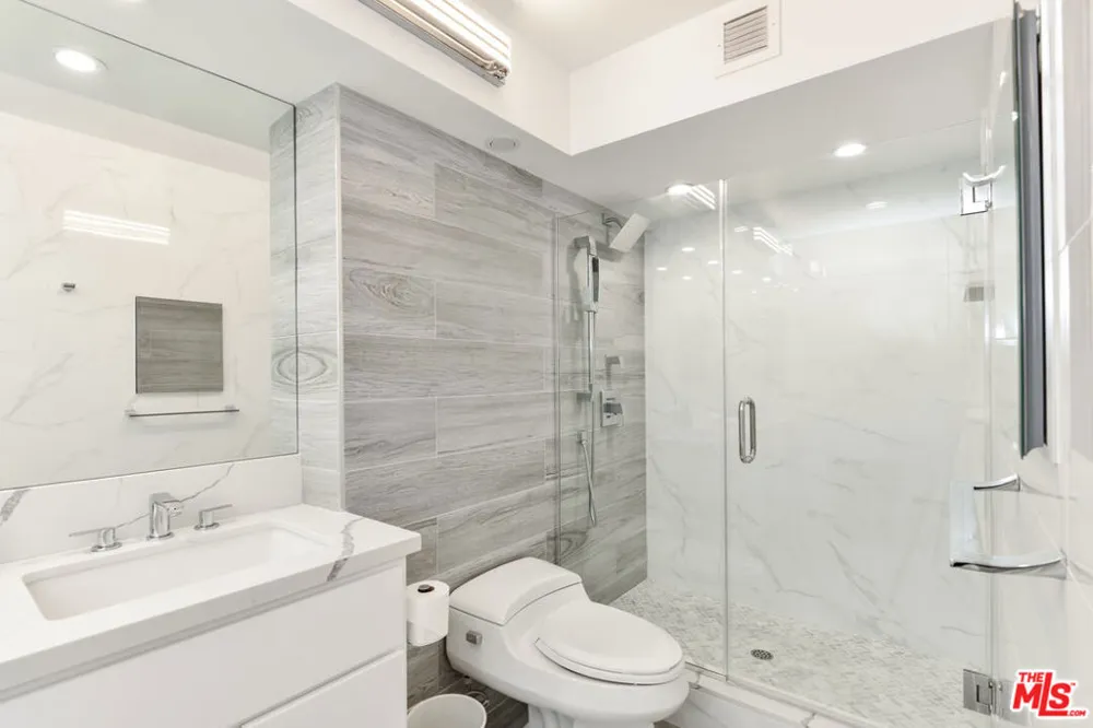 201 Ocean Avenue #404P Santa Monica, CA 90402
