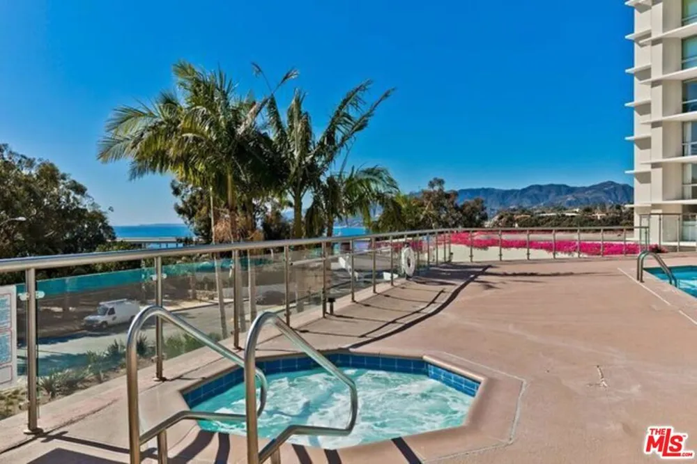 201 Ocean Avenue #404P Santa Monica, CA 90402