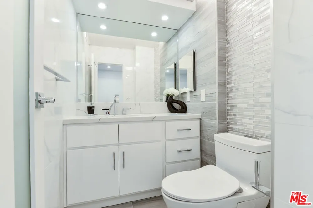 201 Ocean Avenue #404P Santa Monica, CA 90402
