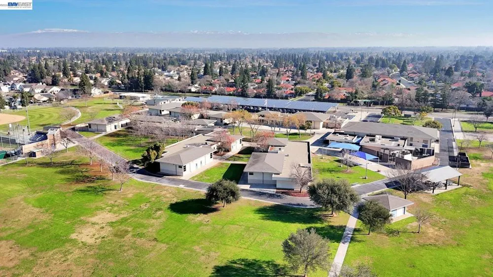 2034 Wrenwood Ave Clovis, CA 93611