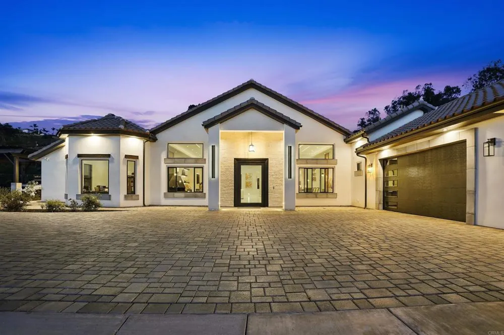 14989 Orchard View Drive Poway, CA 92064