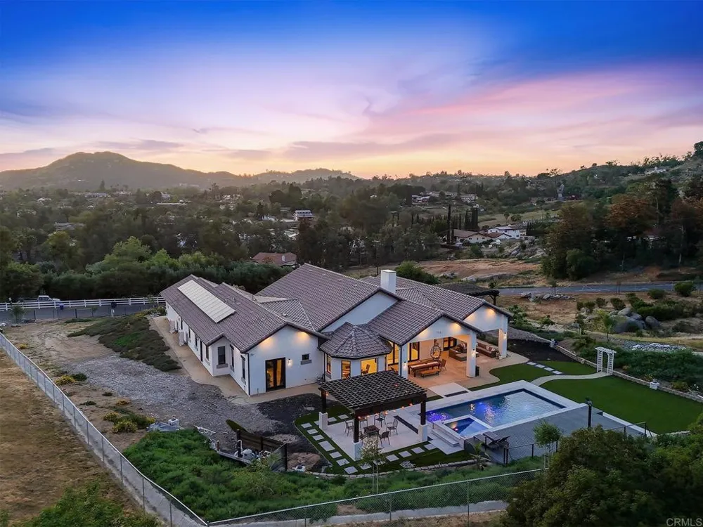 14989 Orchard View Drive Poway, CA 92064