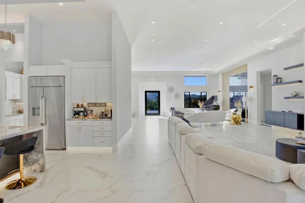 14989 Orchard View Drive Poway, CA 92064