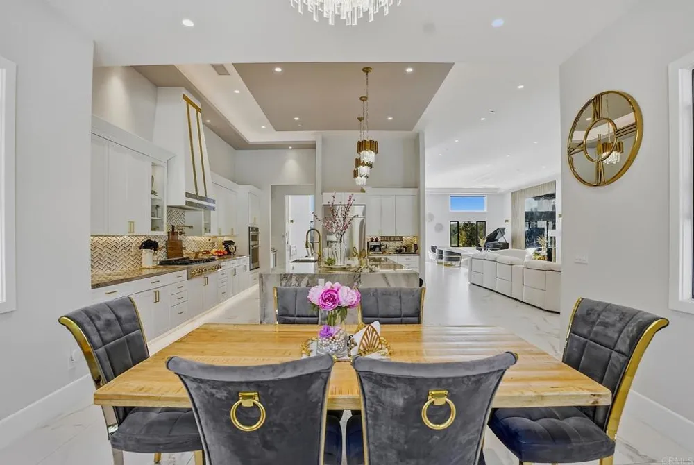 14989 Orchard View Drive Poway, CA 92064