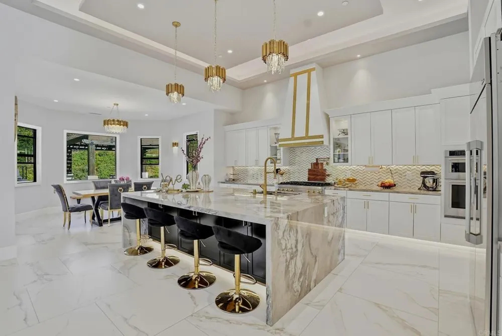14989 Orchard View Drive Poway, CA 92064