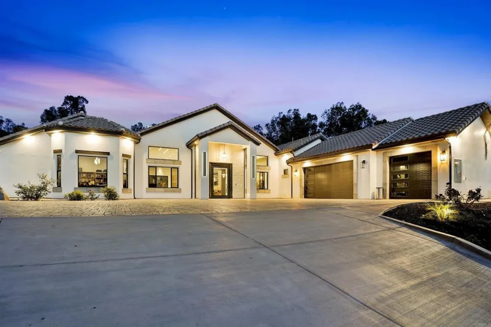 14989 Orchard View Drive Poway, CA 92064