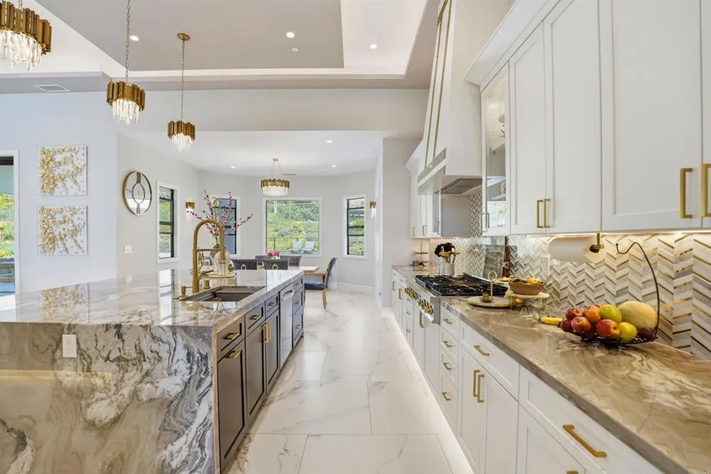 14989 Orchard View Drive Poway, CA 92064