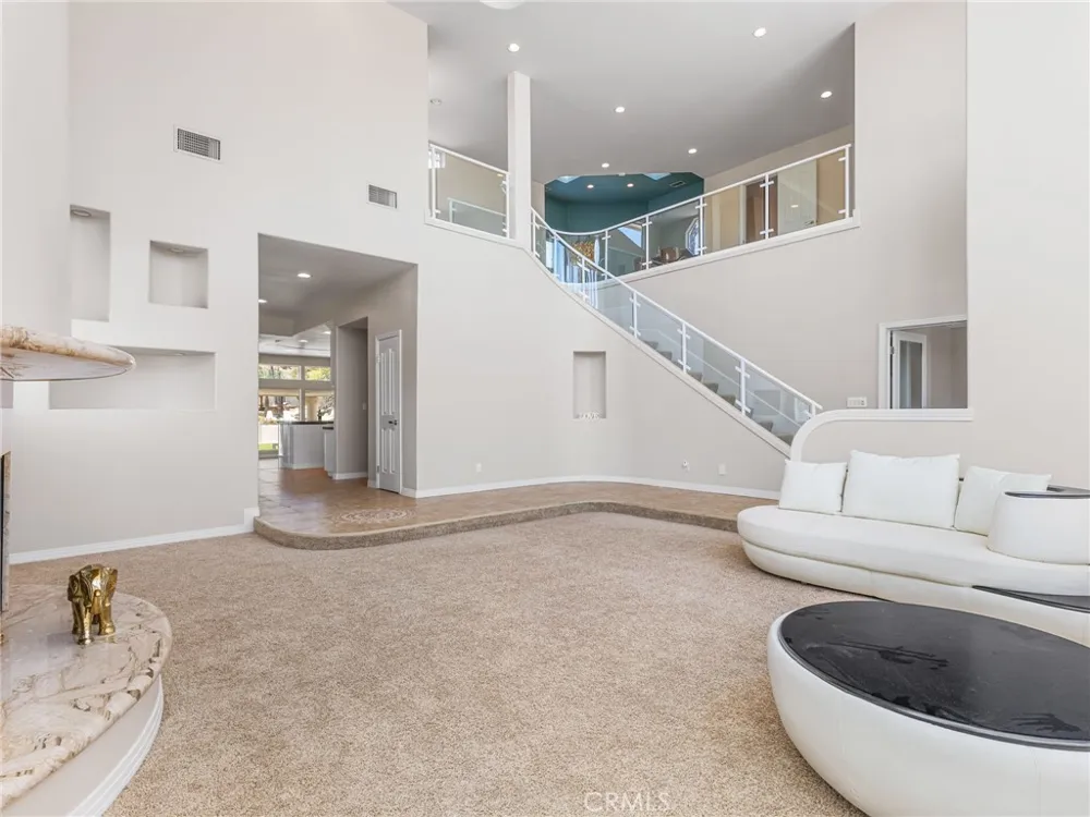30395 Ainsworth Lake Elsinore, CA 92530