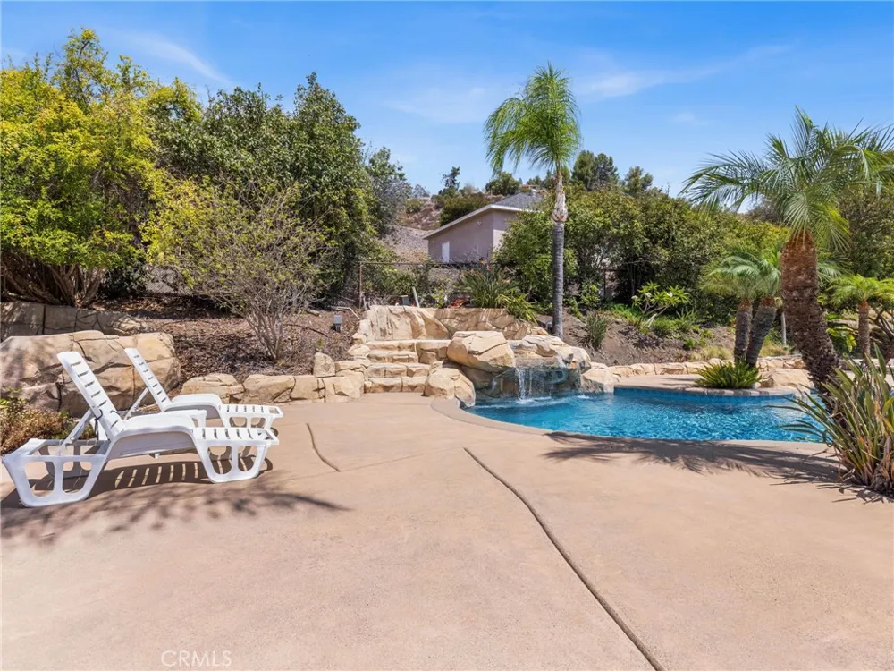 30395 Ainsworth Lake Elsinore, CA 92530