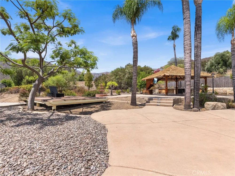 30395 Ainsworth Lake Elsinore, CA 92530